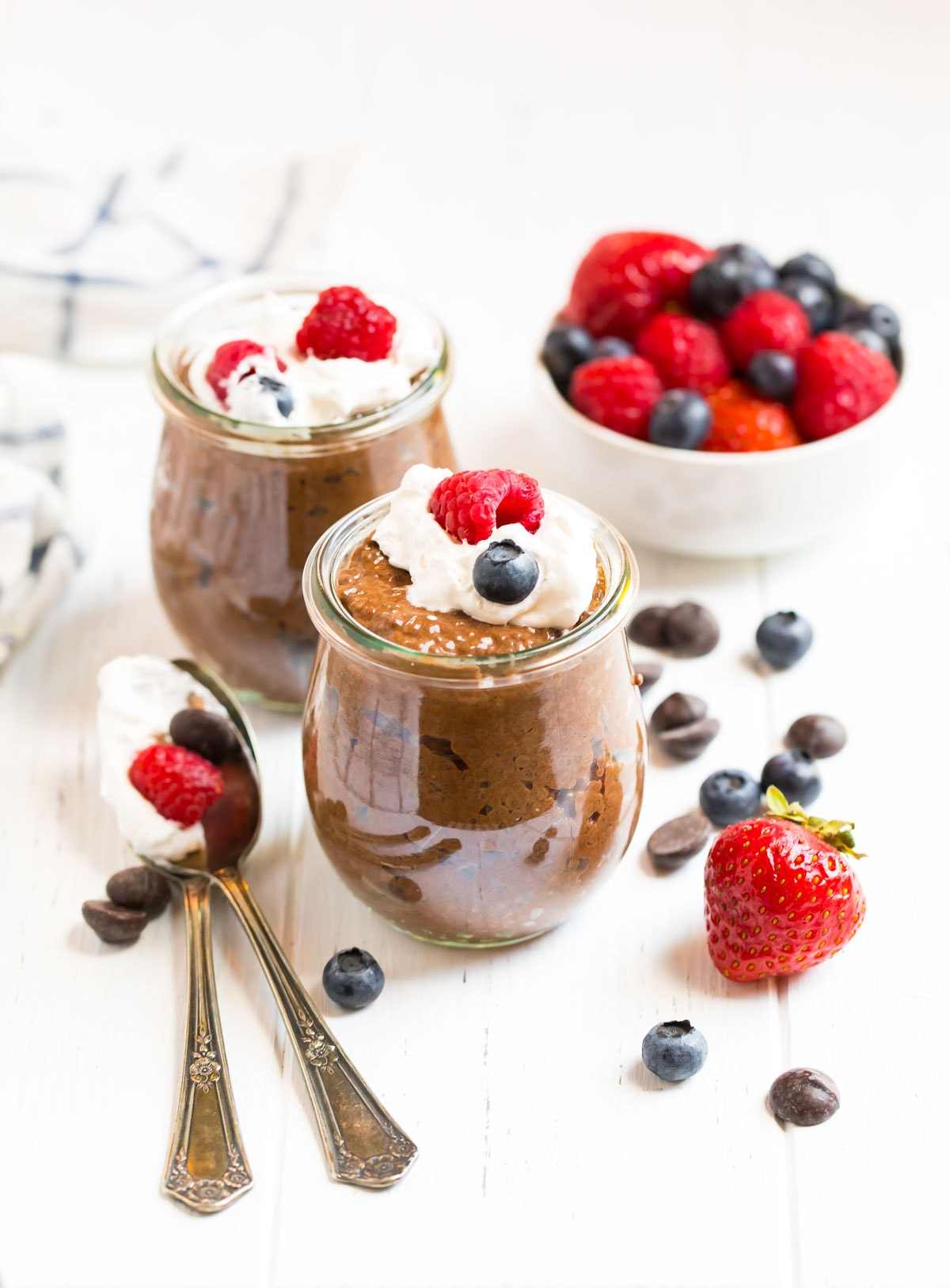 Matlagning chiafrön lågkolhydratkost frukostpudding