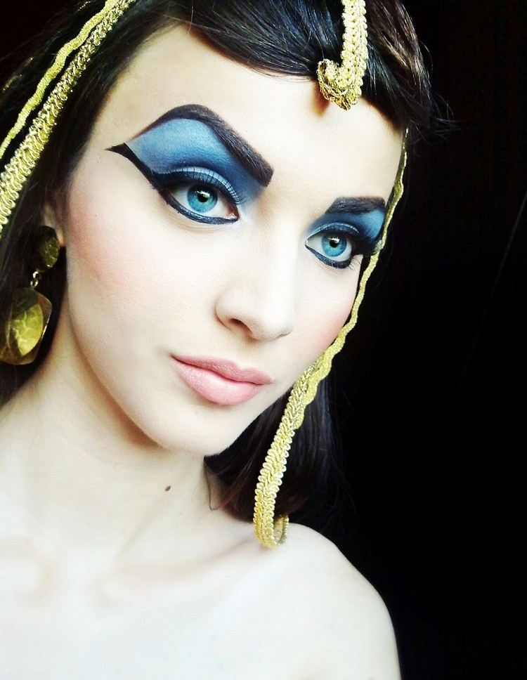egyptisk smink cleopatra uttalad ögonmakeup