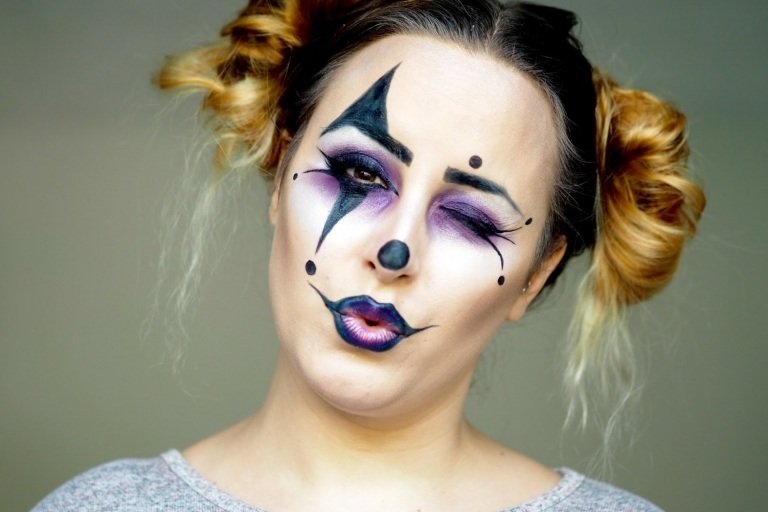 modern clown ansiktsmålning med instruktioner Halloween frisyrer för kvinnor snabbt