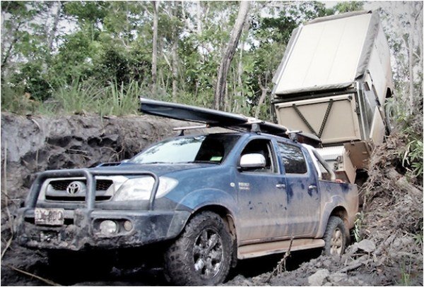 erövrar-uev-440-släpvagn-offroad-skog