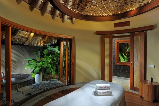 lyxhotell Seychellerna Constance Ephelia massage spa relax ambiente