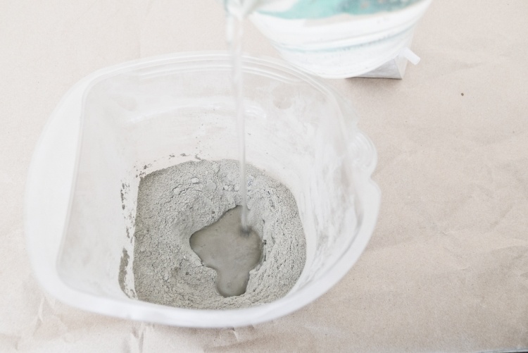 cool-tinker-idéer-betong-levande-diy-krans-gometriska-figurer-pyramid-mix-cement