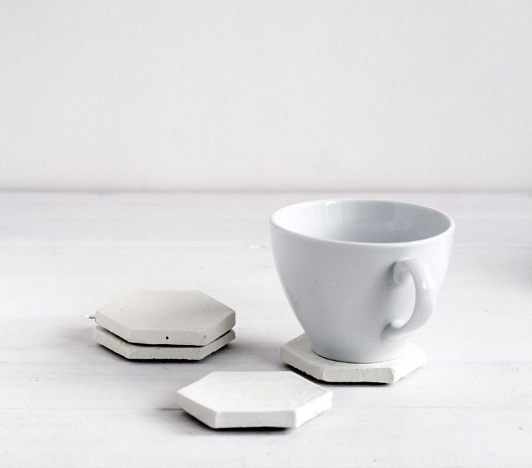 Coola hantverksidéer -liv-muggar-dalbana-sexkantig-vit-minimalistisk