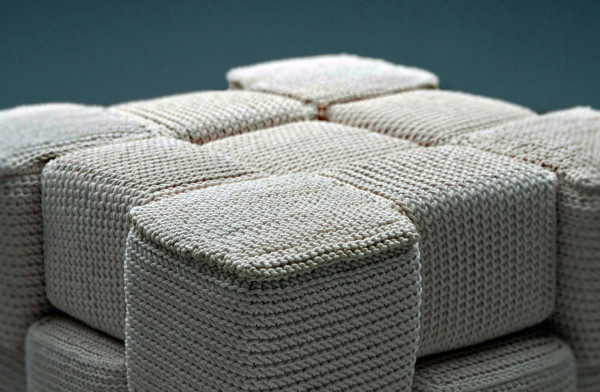 kubformar stickad möbeldesign från monomoka