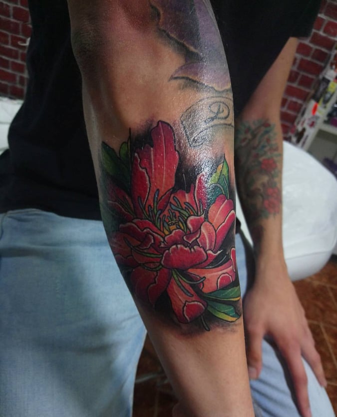 coola tatueringar tatuering design lotus mandala tatuering underarm smärta