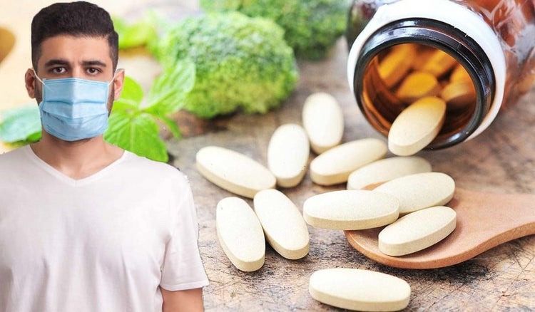 man med skyddsmask munskydd corona vitamin d hjälpsam covid 19 lägre risk