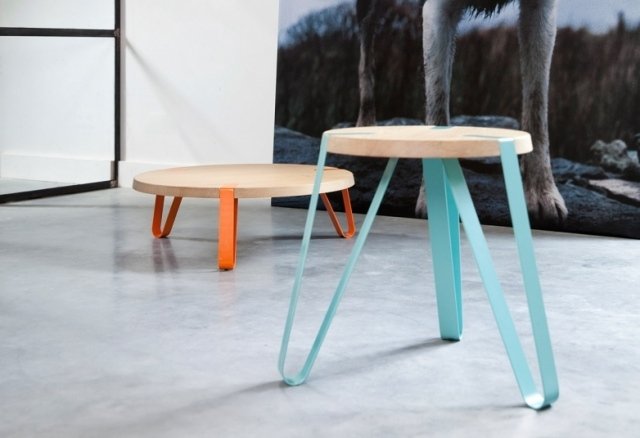 modern-soffbord-attraktiv-design-trä-arkiv-nivå-oranje-cyaan-styling