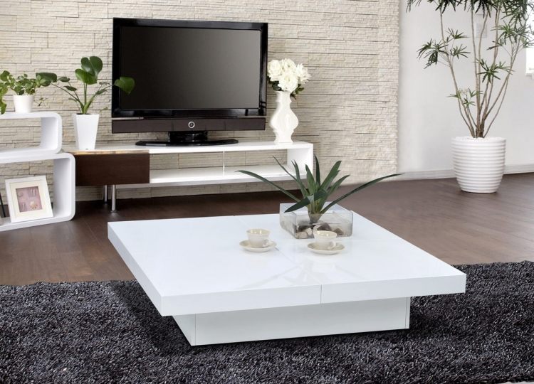 Soffbord i vit design-vitlackerad-vardagsrum-neutrala färger