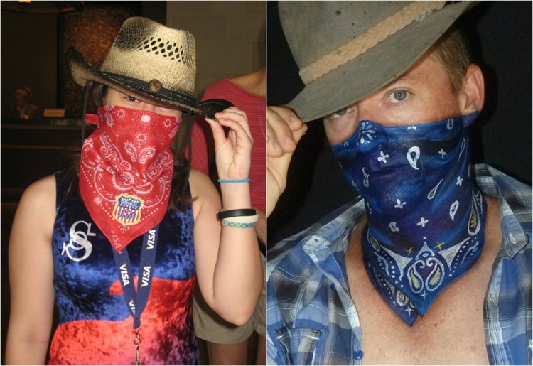 cowboy-smink-bandana-halsduk-mönstrad-slitage-färg-blå-karneval-cowboy-hatt