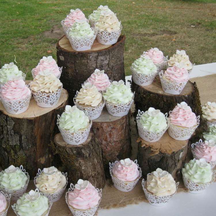 muffins-bröllop-tårta-rustik-höst-bröllop-färger-pastell-mint-rosa