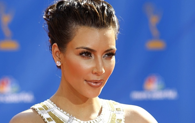 Dam-frisyrer-Kim-Kardashian-Bulle-med-flätor