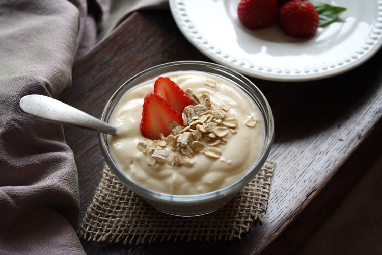 Bygg upp tarmfloran efter antibiotika Yoghurt Kefir Havregrynfrukost
