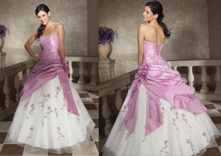Rosa som accent eller andra färg i en vit bröllopsklänning