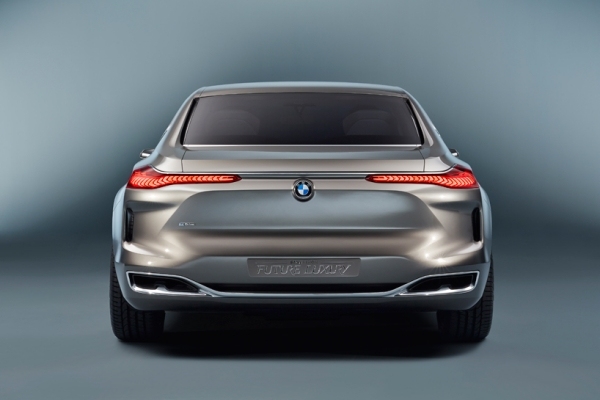 BMW-Future-Luxury-concept-modell-bak