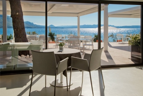 rundbordsdesignerhotell casadelmar på Korsika