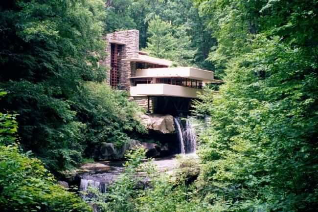 naturmiljö fallande vattenarkitekthus av frank lloyd wright