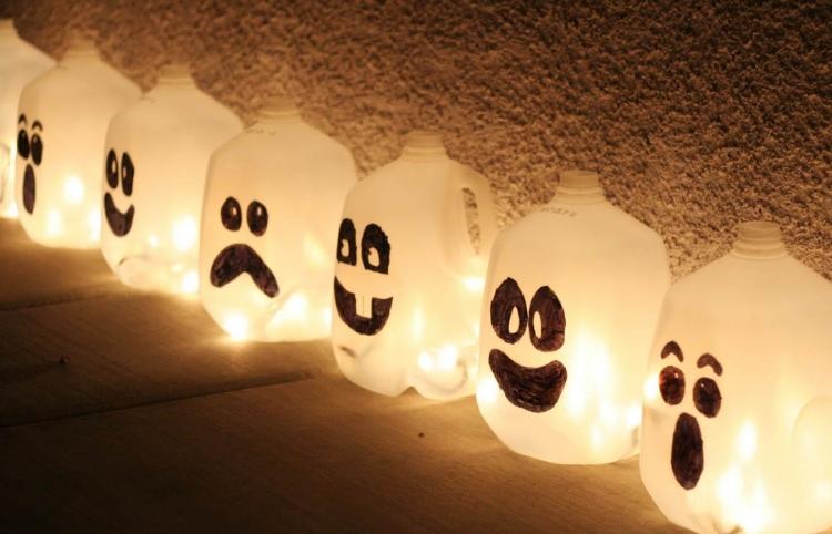 halloween-dekorera-ansikten-roliga-vita-spöke-älva ljus-lampor