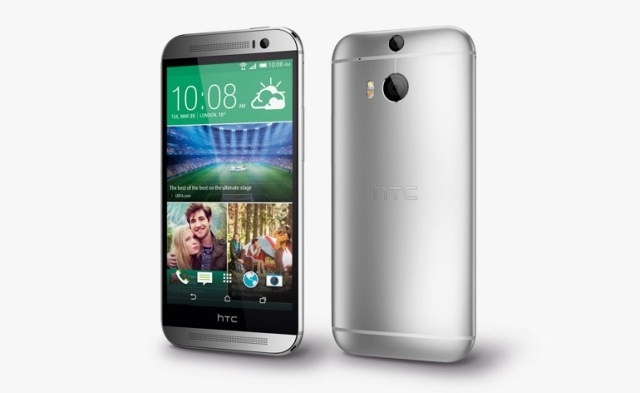 fram-bak-HTC-One-mobiltelefon-ny