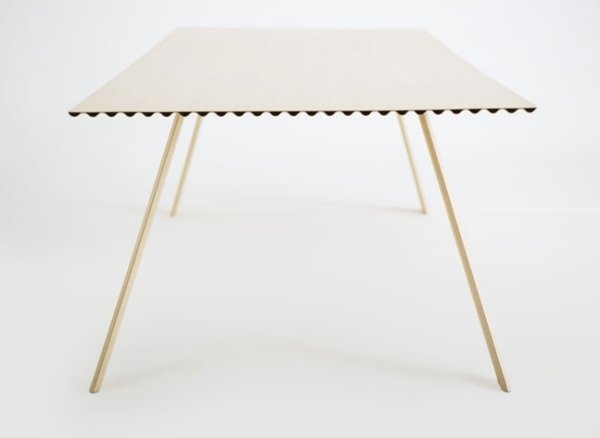 Benjamin Hubert Corelam-det lättaste bordet Rippel-plywood