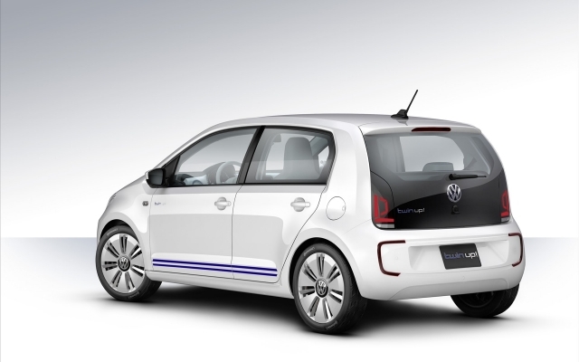 VW twin Up 2013 bak 3