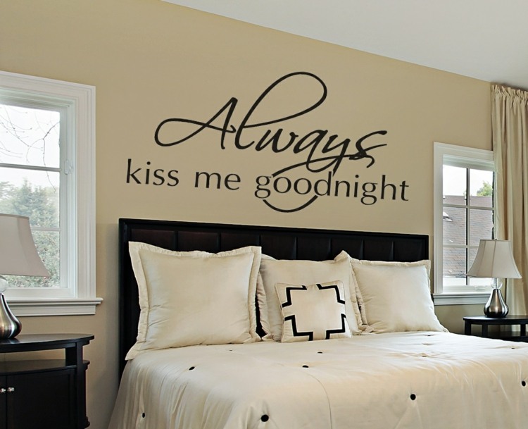 väggdekal i sovrummet godnatt-kyss-säger-kärlek