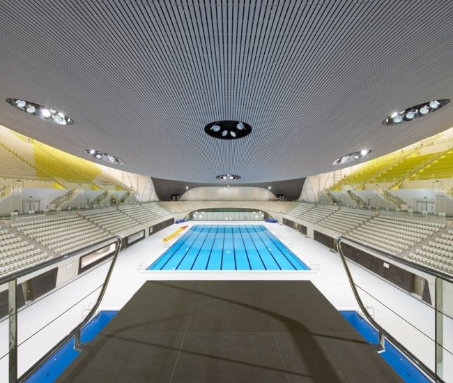 pool london tak design infälld belysning