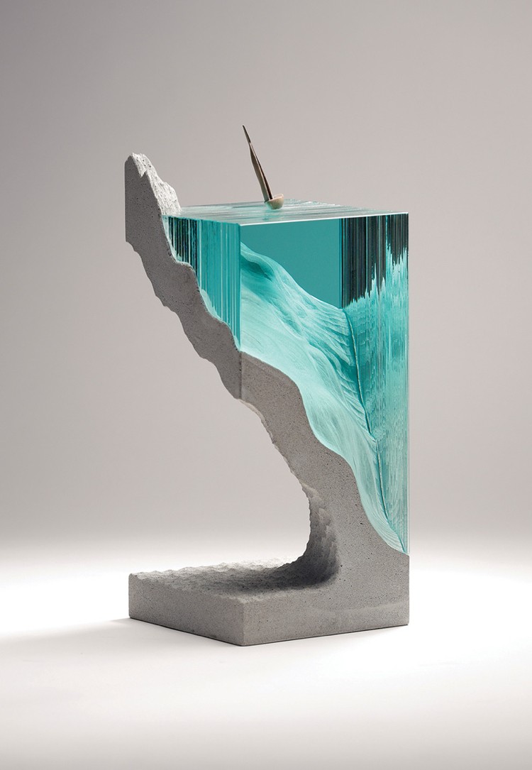 Skulptur float glas turkosblå mässings segelbåt