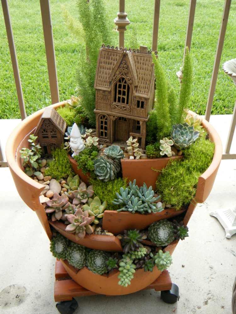 mini trädgård blomkruka steg lera hus succulenter