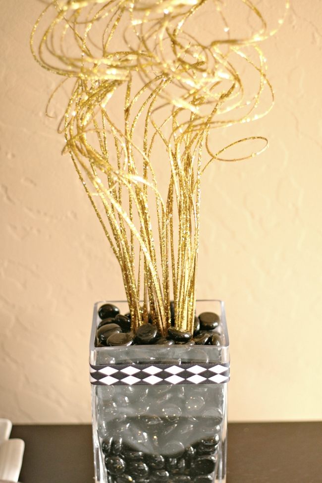 deco nyårsafton glas vas vas deco stenar gyllene dekorationer idéer