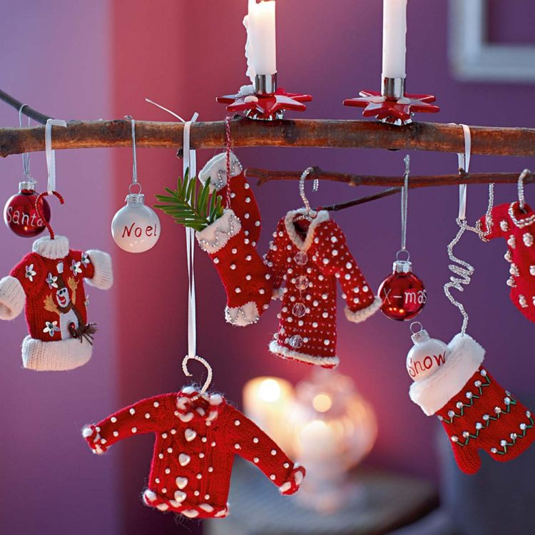 deco för jul vinterkläder röd vit släpvagn