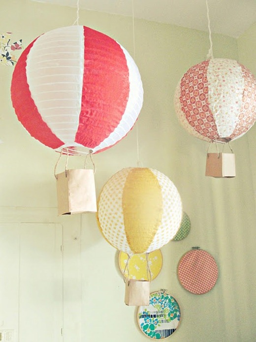 Gör din egen dekoration till barnrummet med luftballonger och papperslyktor