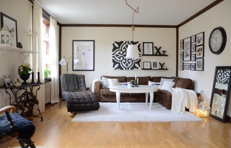 Dekoration för vardagsrummet-Skandinaviskt-brun-soffa-parkettgolv-bilder-svart-vitt