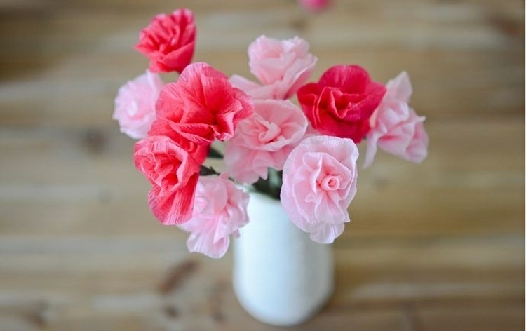 inredning idéer vardagsrum vas DIY papper rosa rosa rosor