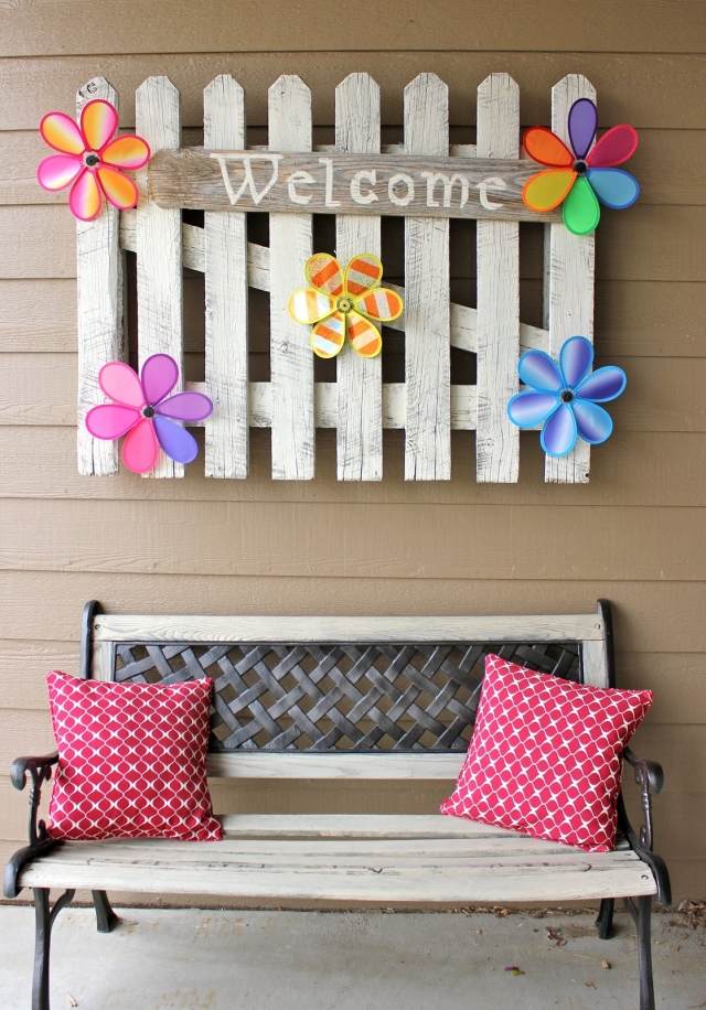 idéer-våren deco-veranda dekorera blommor-tinker bänk kudde-rosa
