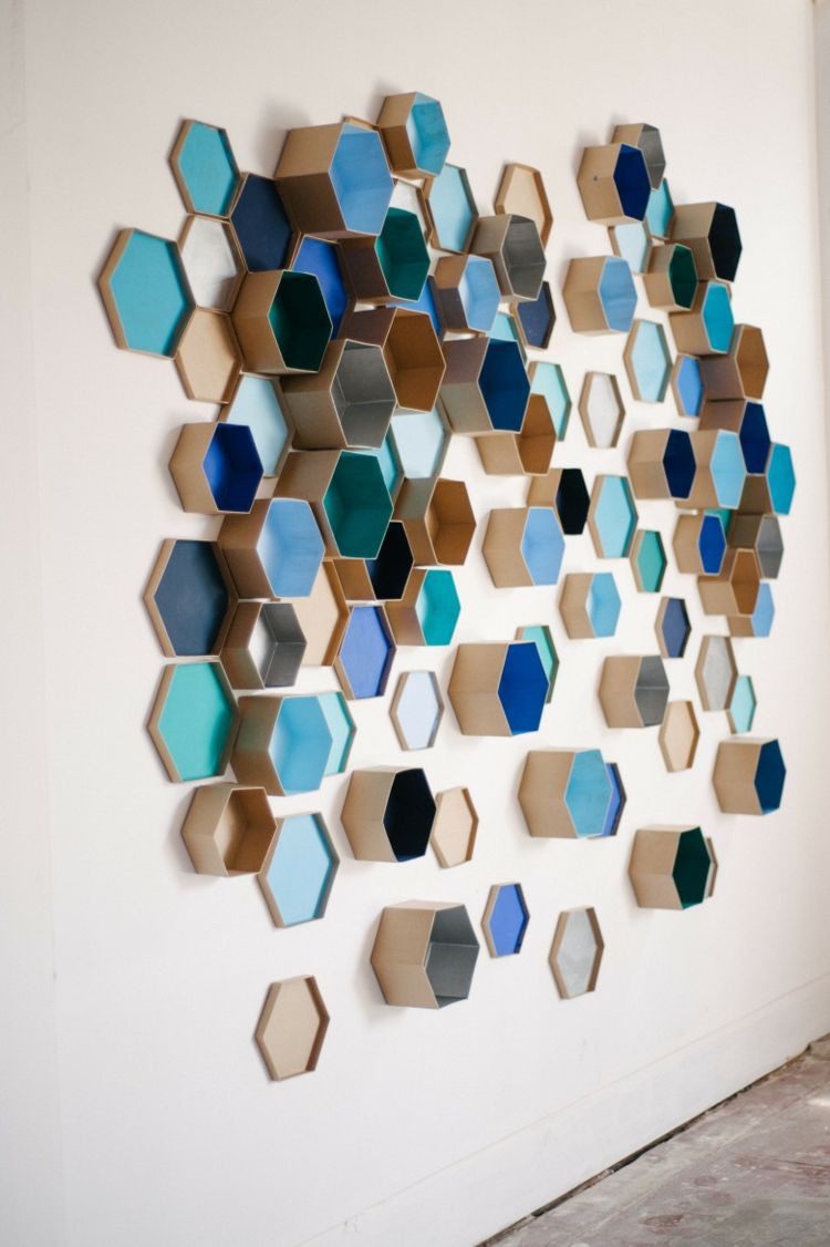 deco-idéer 3d-vägg-design-blå-nyanser-honungskaka-design