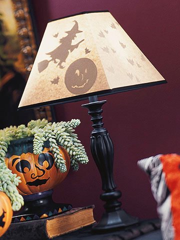 dekoration idéer halloween häxa silhuetter lampskärm