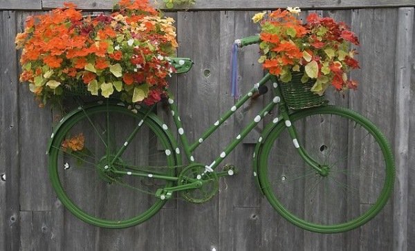 trädgårdsdekoration trädgårdsstaket-gammal cykelväggdekoration blomkruka