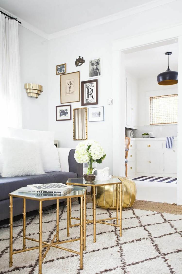 deco trender 2018 väggkonstbilder spegel metall mix vardagsrum guld