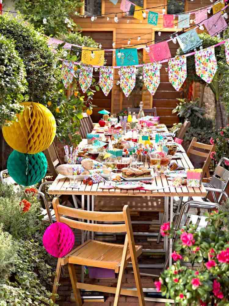 Gör färgglada dekorationer till en sommarfest i trädgården själv