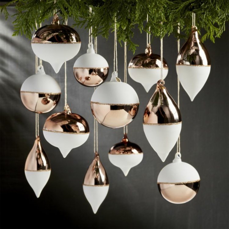 deco idéer för jul vit kopparträd dekorationer inspiration