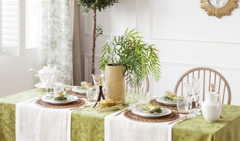 Dekoration-vår-ädel-bord-dekoration-idéer-grön-vit