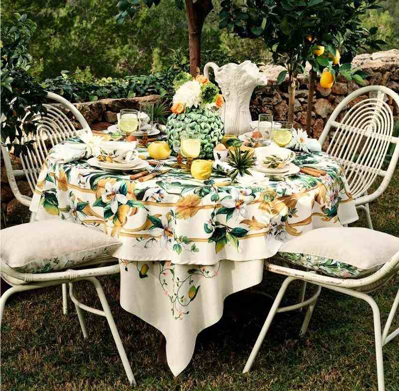 Dekorations-vår-färgglada-bordsduk-trädgårdsbord