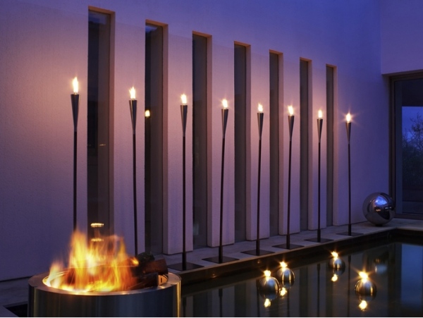 Belysning idéer för trädgården tiki facklor elegant