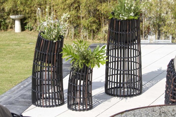Sculptural designer planter espalier för trädgårdsterrassen skyline design