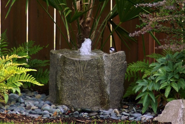 Konstgjorda dekorativa stenar fontän trädgård