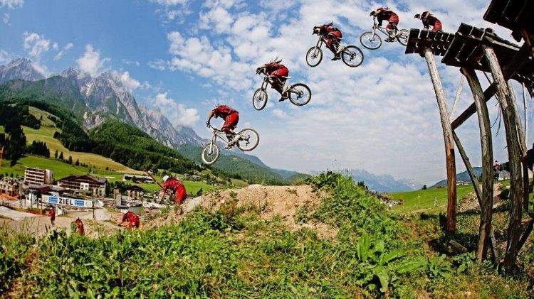 bikepark österrike hitta mountainbike rutter adrenalin cykelleder stigar leaogang hopp