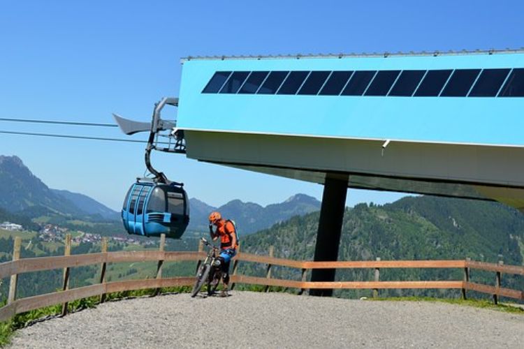 bikepark österrike hitta mountainbike rutter adrenalin cykelleder stigar gondol