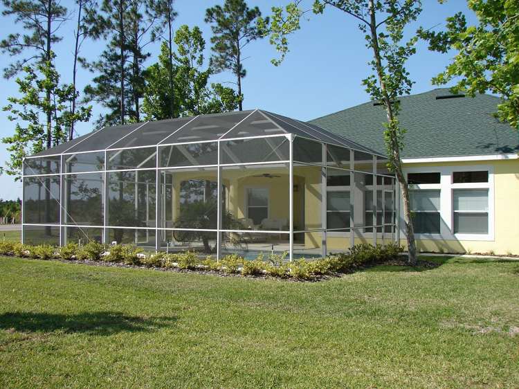 Skapa en vinterträdgård -glas-sekretess-skydd-solskydd-odling-modern
