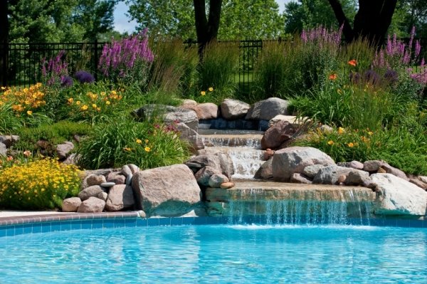 pool konstruktionstips planering idéer trädgård pool