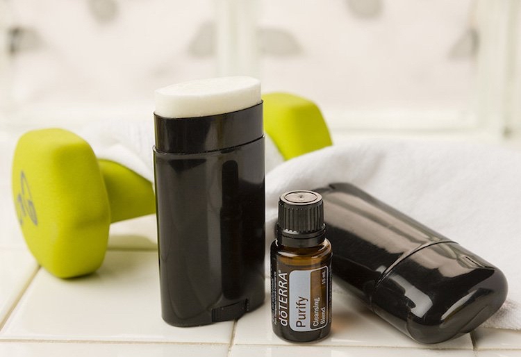 Gör deodorant själv eteriska oljor för män